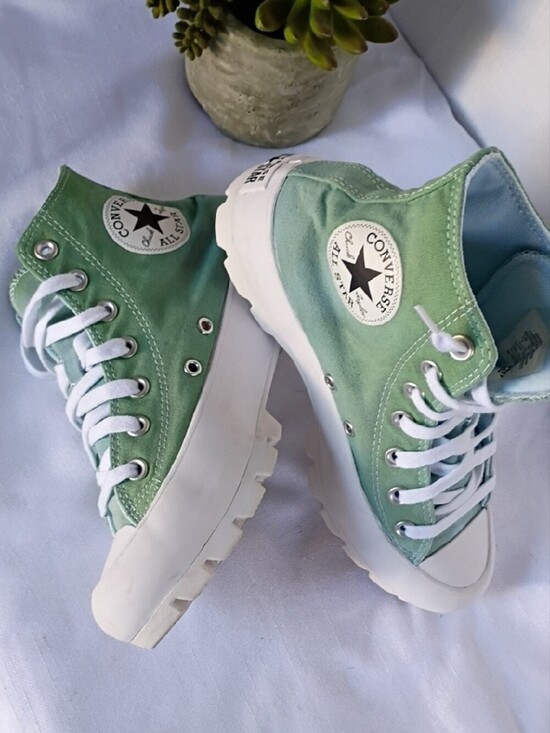 Converse Shoes - Converse Women's Chuck Taylor High Top Sneakers in Mint Green & Blue Size 7